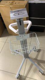 ⁦Vital Signs Monitor Trolley⁩ - الصورة ⁦2⁩